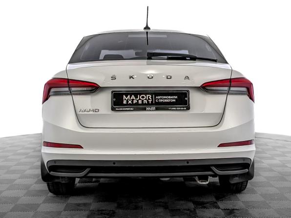 Skoda Rapid II с пробегом 2022 года, цена 1 600 000 рублей, 93487 км, лифтбек, Автокод Объявления