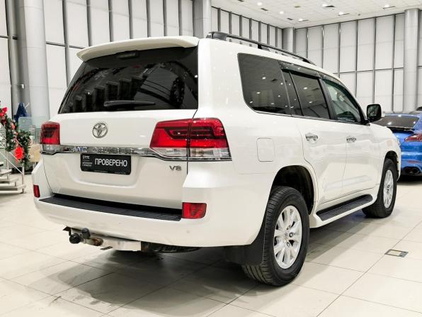 Toyota Land Cruiser 200 Series Рестайлинг 2 с пробегом 2020 года, цена 6 099 000 рублей, 221103 км, внедорожник, Автокод Объявления