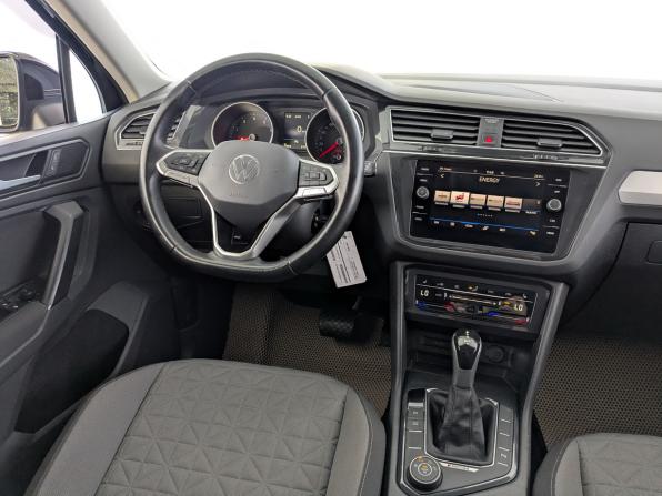 Volkswagen Tiguan II Рестайлинг с пробегом 2021 года, цена 3 500 000 рублей, 50963 км, внедорожник, Автокод Объявления