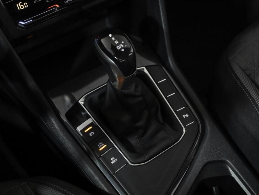 Volkswagen Tiguan II Рестайлинг Санкт-Петербург  - изображение 20
