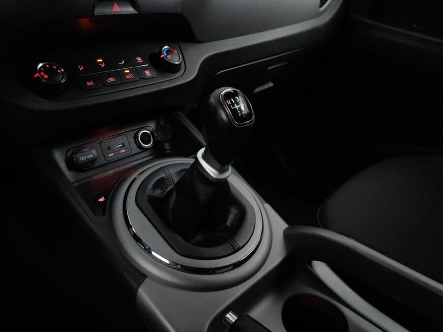 Kia Sportage III Рестайлинг Подольск  - изображение 16