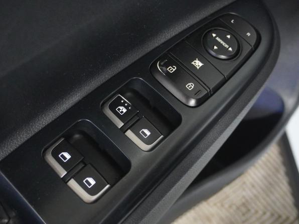Kia Rio IV с пробегом 2018 года, цена 1 543 000 рублей, 107865 км, хэтчбек, Автокод Объявления