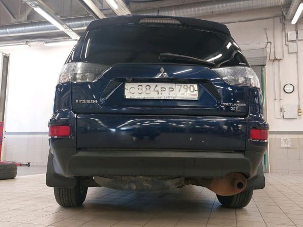 Mitsubishi Outlander II Рестайлинг с пробегом 2010 года, цена 745 000 рублей, 267627 км, внедорожник, Автокод Объявления