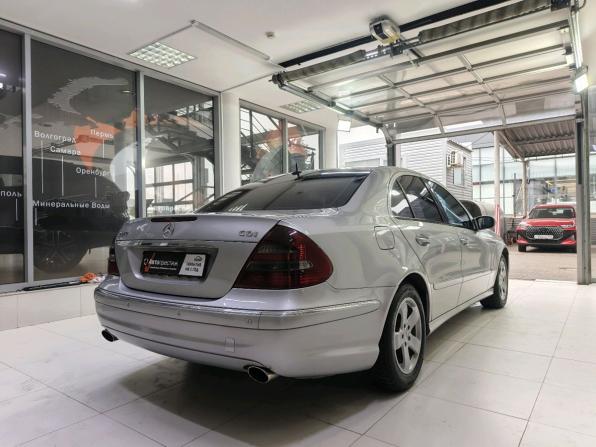 Mercedes-Benz E-Класс III (W211 S211) с пробегом 2004 года, цена 900 000 рублей, 606036 км, седан, Автокод Объявления