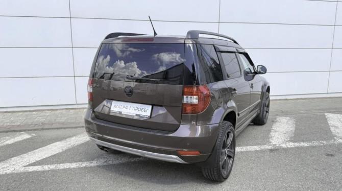 Skoda Yeti I Рестайлинг с пробегом 2014 года, цена 1 060 000 рублей, 214000 км, внедорожник, Автокод Объявления