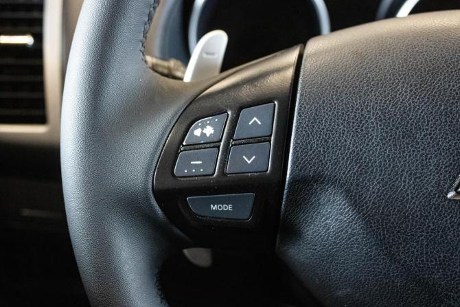 Mitsubishi Outlander II Рестайлинг с пробегом 2010 года, цена 1 050 000 рублей, 219974 км, внедорожник, Автокод Объявления