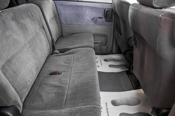 Toyota Noah I (R60) с пробегом 2000 года, цена 1 049 000 рублей, 328000 км, минивэн, Автокод Объявления