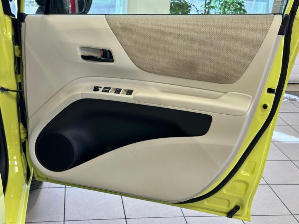 Toyota Sienta II с пробегом 2017 года, цена 1 280 000 рублей, 125000 км, минивэн, Автокод Объявления