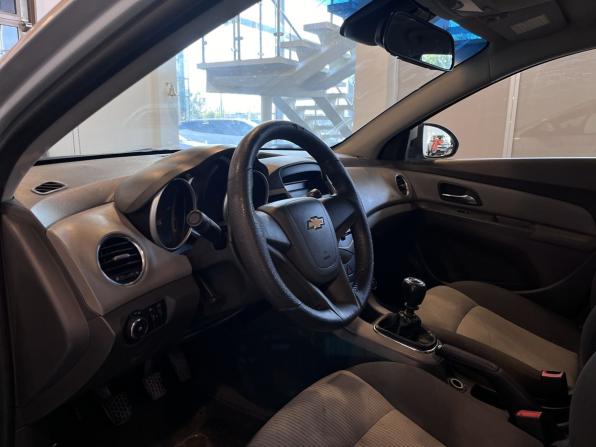 Chevrolet Cruze I с пробегом 2010 года, цена 635 000 рублей, 171801 км, седан, Автокод Объявления