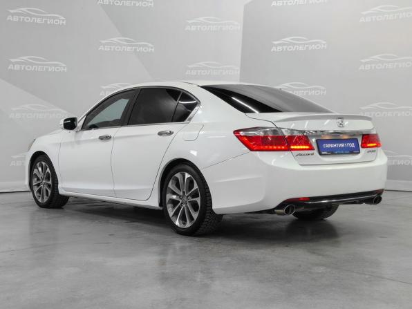 Honda Accord IX с пробегом 2013 года, цена 1 580 000 рублей, 259449 км, седан, Автокод Объявления