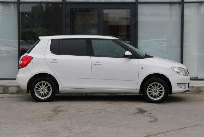 Skoda Fabia II Рестайлинг с пробегом 2013 года, цена 710 000 рублей, 138710 км, хэтчбек, Автокод Объявления