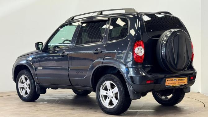 Chevrolet Niva I Рестайлинг с пробегом 2016 года, цена 700 000 рублей, 97000 км, внедорожник, Автокод Объявления