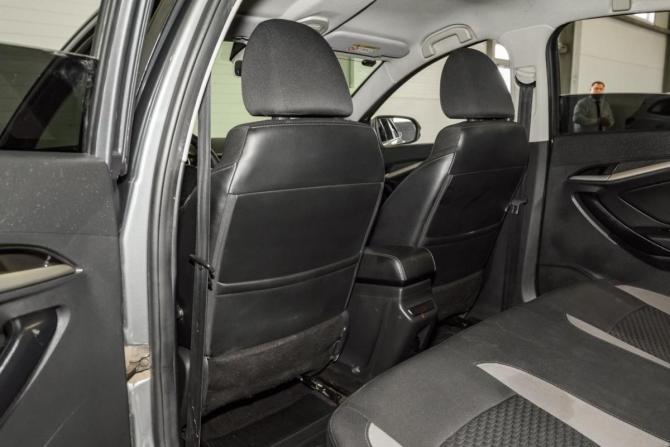 Lada (ВАЗ) Vesta I с пробегом 2019 года, цена 749 000 рублей, 310522 км, седан, Автокод Объявления