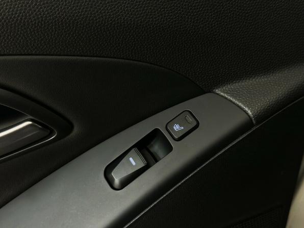 Hyundai ix35 I Рестайлинг с пробегом 2013 года, цена 1 400 000 рублей, 221028 км, внедорожник, Автокод Объявления
