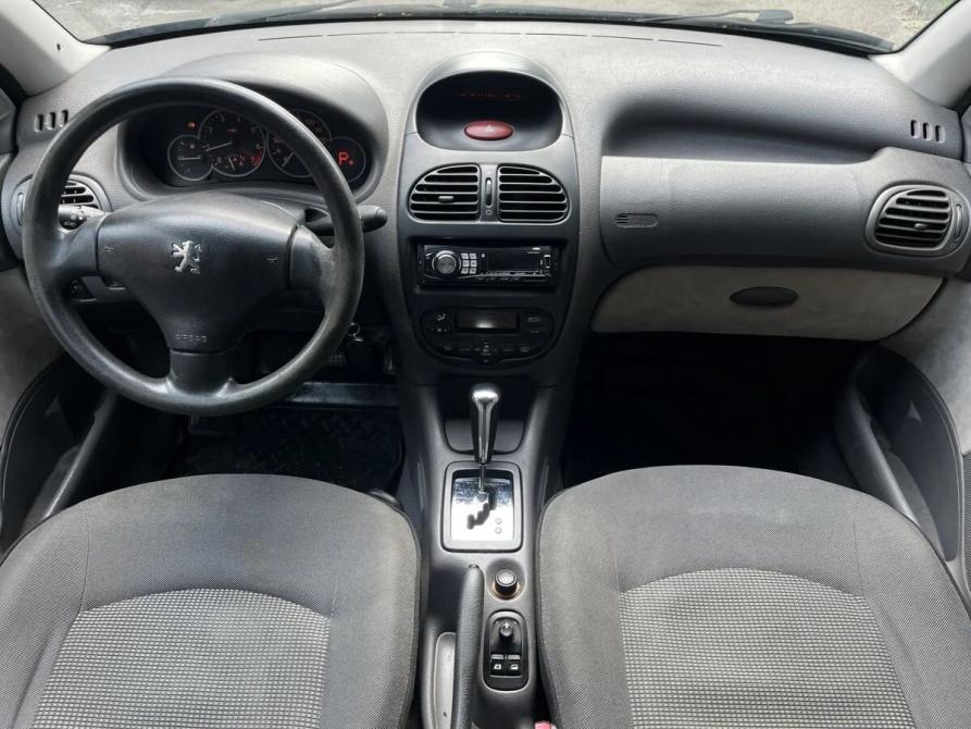 Peugeot 206 Казань  - изображение 7