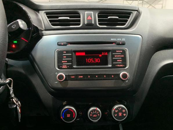 Kia Rio III с пробегом 2015 года, цена 910 000 рублей, 144000 км, седан, Автокод Объявления