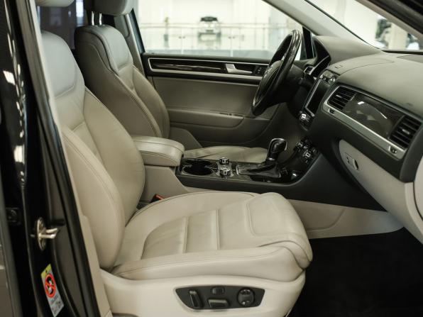 Volkswagen Touareg II с пробегом 2012 года, цена 2 464 000 рублей, 121383 км, внедорожник, Автокод Объявления