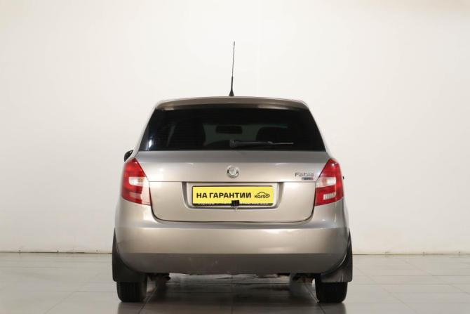 Skoda Fabia II с пробегом 2009 года, цена 469 000 рублей, 200000 км, хэтчбек, Автокод Объявления