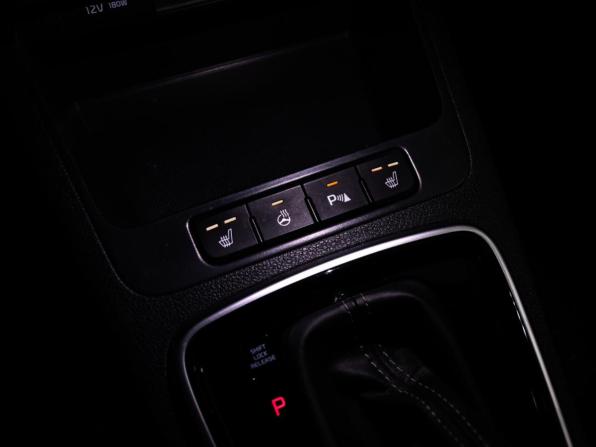 Kia Rio IV Рестайлинг с пробегом 2021 года, цена 2 247 000 рублей, 34173 км, хэтчбек, Автокод Объявления
