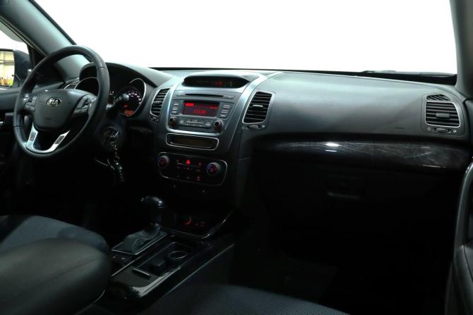 Kia Sorento II Рестайлинг с пробегом 2018 года, цена 2 269 000 рублей, 87148 км, внедорожник, Автокод Объявления