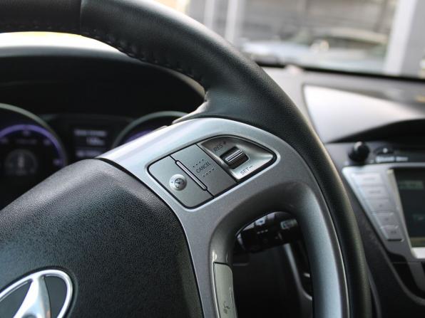 Hyundai ix35 I с пробегом 2011 года, цена 1 059 000 рублей, 193945 км, внедорожник, Автокод Объявления