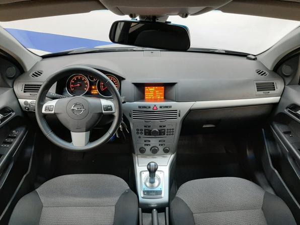 Opel Astra H Рестайлинг с пробегом 2012 года, цена 580 000 рублей, 147844 км, хэтчбек, Автокод Объявления
