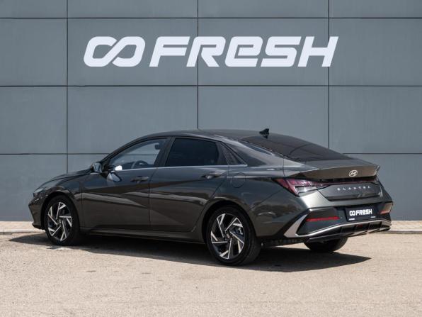Hyundai Elantra VII (CN7) Рестайлинг с пробегом 2023 года, цена 2 320 000 рублей, 32842 км, седан, Автокод Объявления