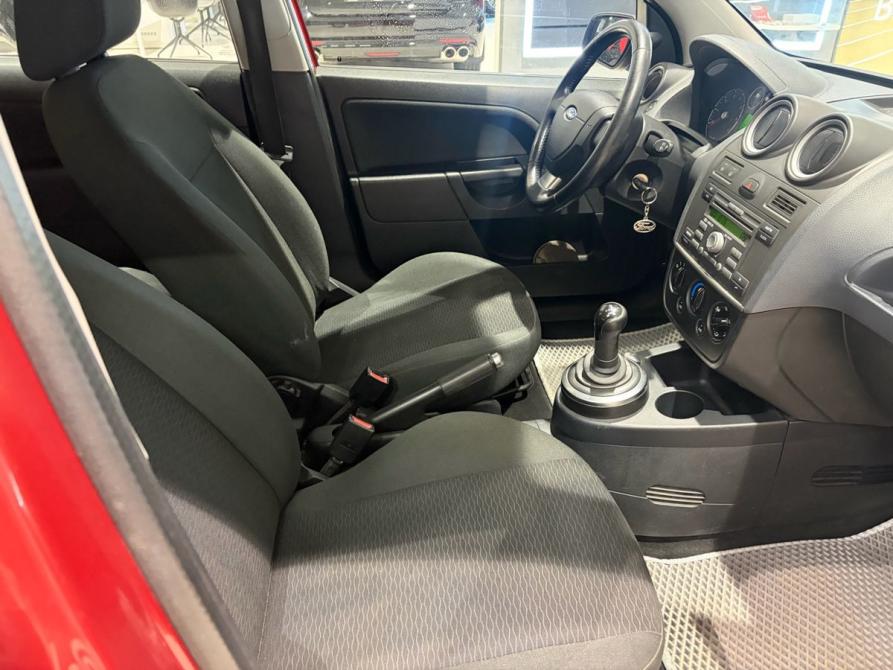 Ford Fiesta Mk5 Екатеринбург  - изображение 15