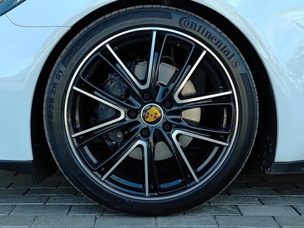 Porsche Panamera II Рестайлинг с пробегом 2023 года, цена 11 500 000 рублей, 16609 км, лифтбек, Автокод Объявления