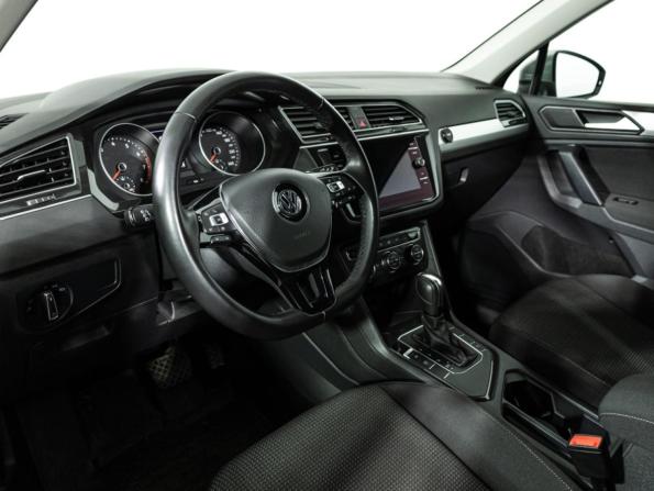 Volkswagen Tiguan II с пробегом 2019 года, цена 2 299 777 рублей, 63595 км, внедорожник, Автокод Объявления