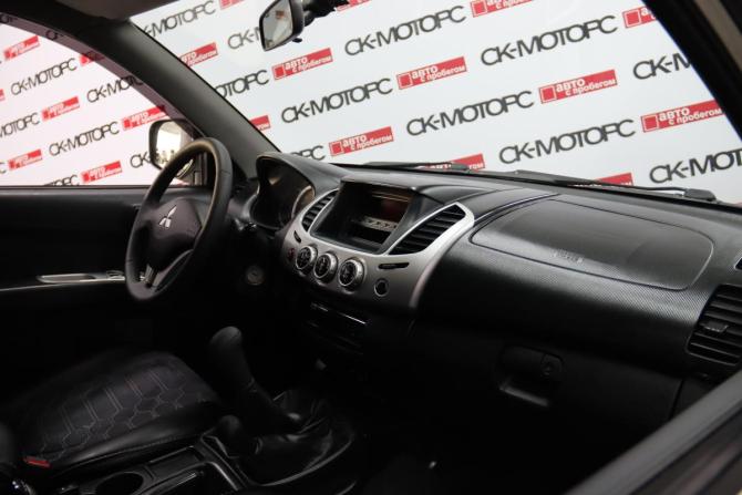 Mitsubishi L200 IV Рестайлинг с пробегом 2014 года, цена 1 525 250 рублей, 296296 км, пикап, Автокод Объявления