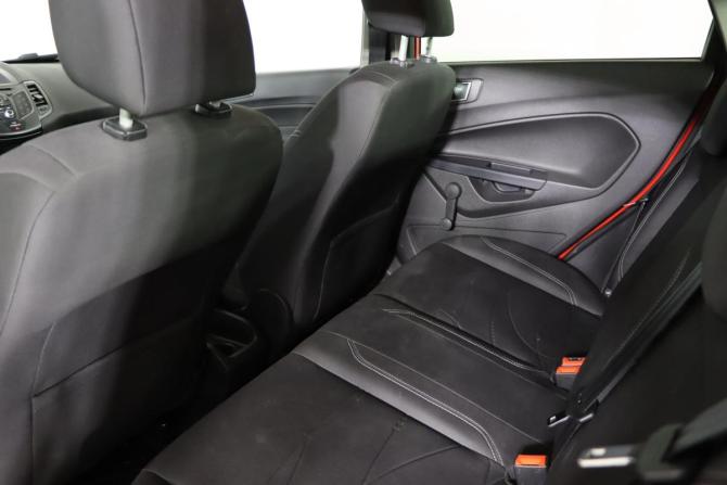 Ford Fiesta Mk6 Рестайлинг с пробегом 2016 года, цена 969 990 рублей, 76912 км, хэтчбек, Автокод Объявления