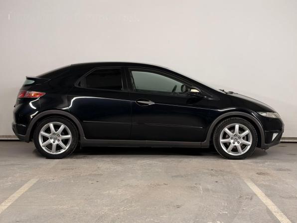 Honda Civic VIII с пробегом 2007 года, цена 799 000 рублей, 127653 км, хэтчбек, Автокод Объявления
