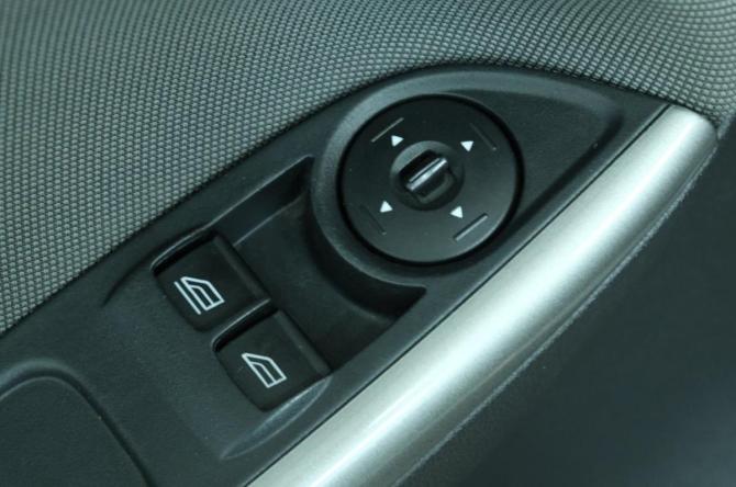 Ford Focus III с пробегом 2012 года, цена 899 000 рублей, 177000 км, седан, Автокод Объявления