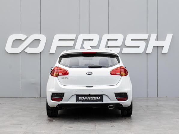 Kia Ceed II Рестайлинг с пробегом 2018 года, цена 1 410 000 рублей, 140287 км, хэтчбек, Автокод Объявления