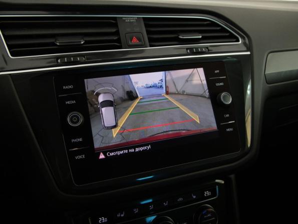 Volkswagen Tiguan II с пробегом 2019 года, цена 2 699 000 рублей, 124816 км, внедорожник, Автокод Объявления