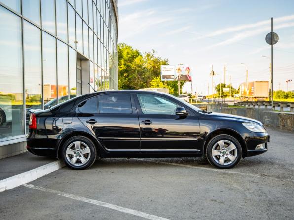 Skoda Octavia II (A5) Рестайлинг с пробегом 2013 года, цена 998 000 рублей, 214182 км, лифтбек, Автокод Объявления