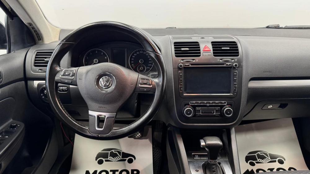 Volkswagen Jetta V Киров  - изображение 9