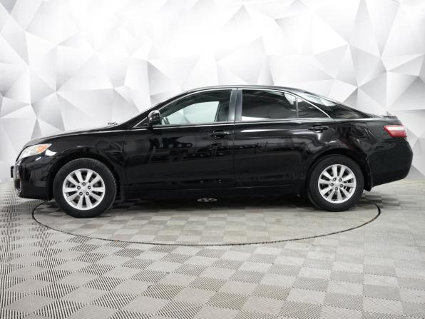 Toyota Camry VI (XV40) Рестайлинг с пробегом 2009 года, цена 925 000 рублей, 302567 км, седан, Автокод Объявления