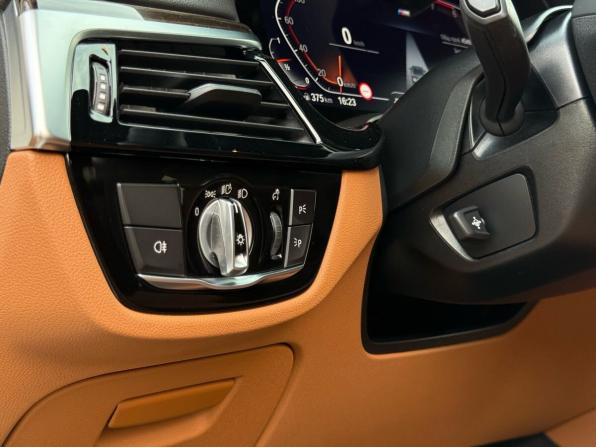 BMW 5 серии VII (G30/G31/G38) Рестайлинг с пробегом 2021 года, цена 4 800 000 рублей, 45496 км, седан, Автокод Объявления