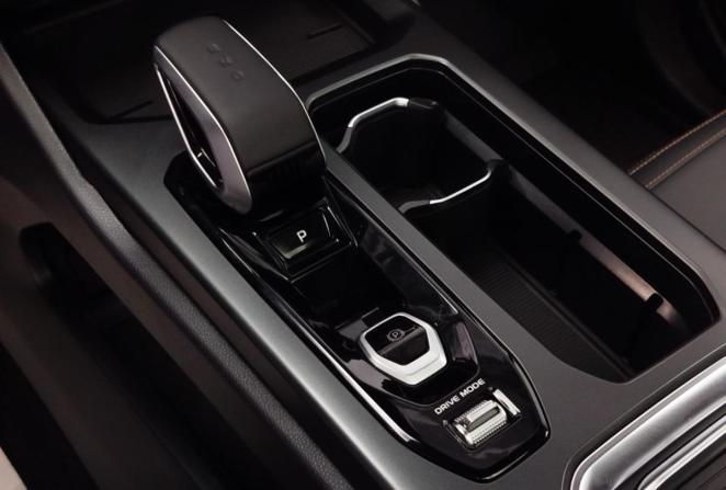 Geely Okavango I Рестайлинг с пробегом 2024 года, цена 2 990 000 рублей, 9582 км, внедорожник, Автокод Объявления
