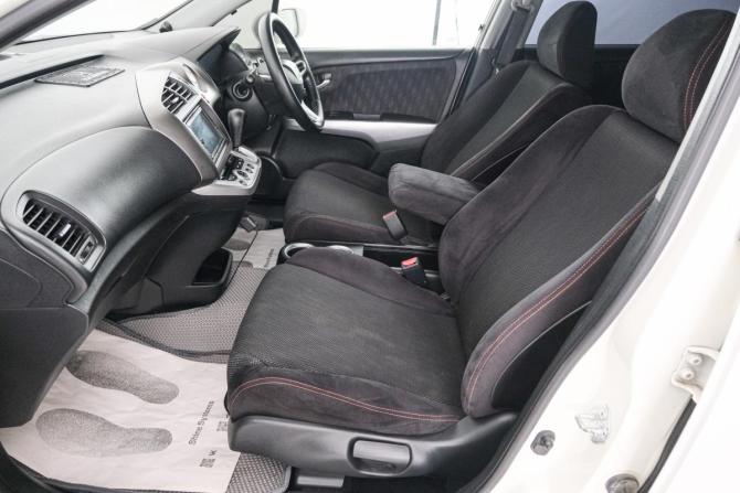 Honda Stream II Рестайлинг с пробегом 2010 года, цена 1 099 000 рублей, 237000 км, компактвэн, Автокод Объявления