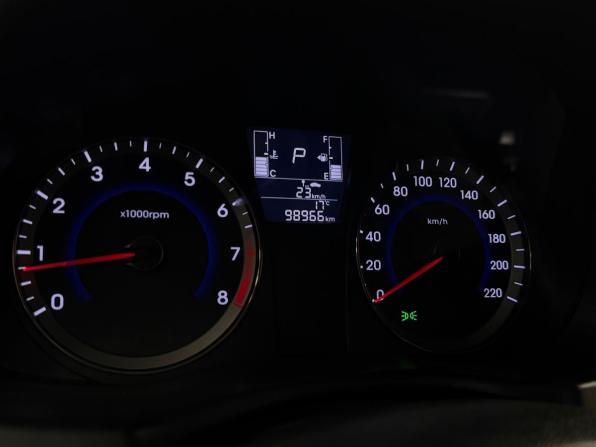 Hyundai Solaris I Рестайлинг с пробегом 2016 года, цена 1 280 000 рублей, 98966 км, седан, Автокод Объявления