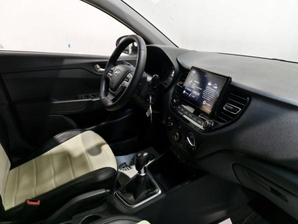 Hyundai Solaris II Рестайлинг с пробегом 2020 года, цена 1 383 700 рублей, 93189 км, седан, Автокод Объявления
