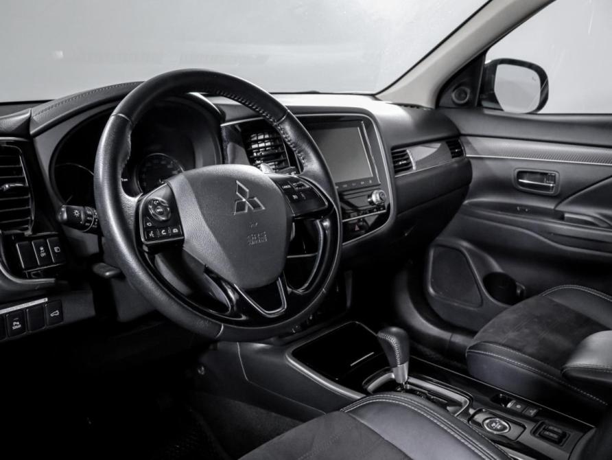 Mitsubishi Outlander III Рестайлинг 3 Москва  - изображение 15