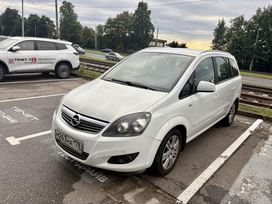 Opel Zafira B Рестайлинг Санкт-Петербург  - изображение 1