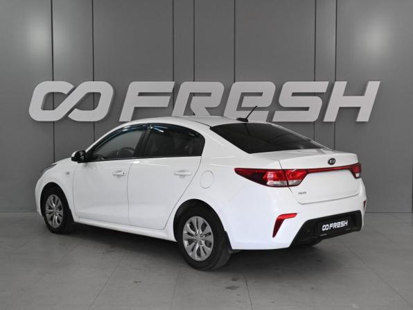 Kia Rio IV с пробегом 2018 года, цена 1 380 000 рублей, 81221 км, седан, Автокод Объявления
