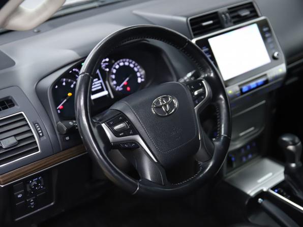 Toyota Land Cruiser Prado 150 Series Рестайлинг 3 с пробегом 2021 года, цена 5 790 000 рублей, 168753 км, внедорожник, Автокод Объявления