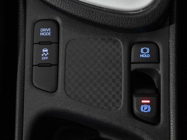 Toyota Yaris Cross I с пробегом 2021 года, цена 1 850 000 рублей, 20269 км, внедорожник, Автокод Объявления