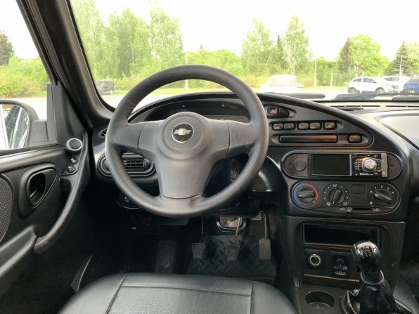 Chevrolet Niva I Рестайлинг с пробегом 2011 года, цена 525 000 рублей, 152220 км, внедорожник, Автокод Объявления